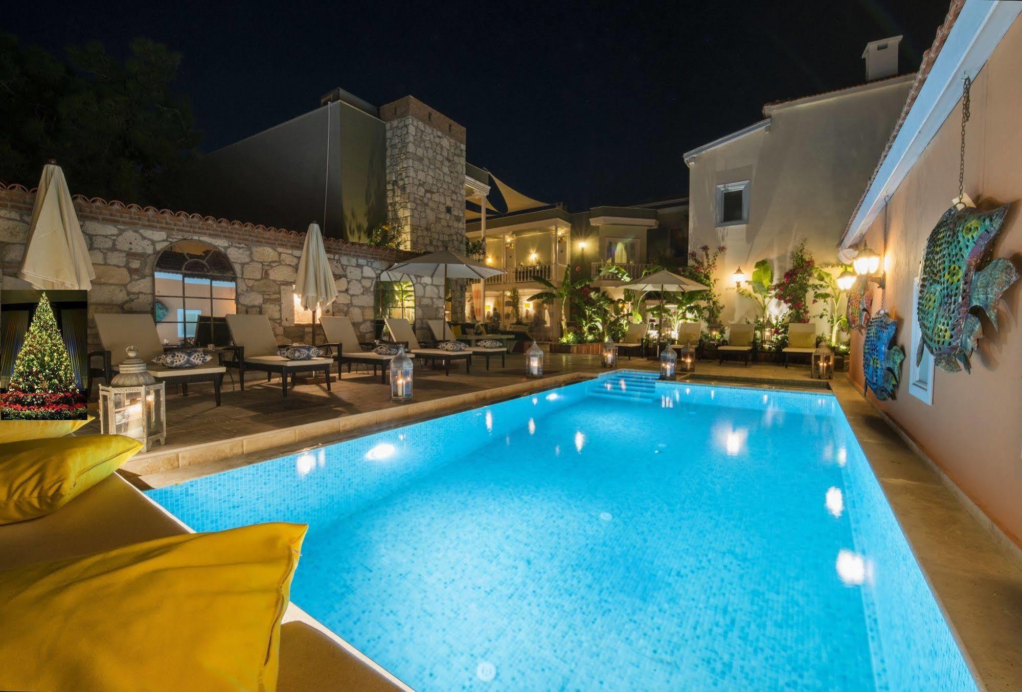 Marge Hotel Çeşme Exterior foto